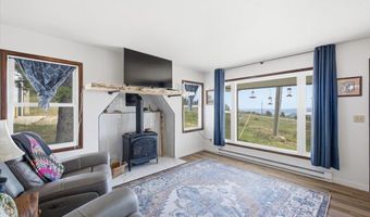 676 Columbine Dr, Casper, WY 82601