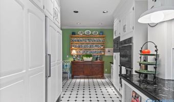 519 E Main St, Albertville, AL 35950