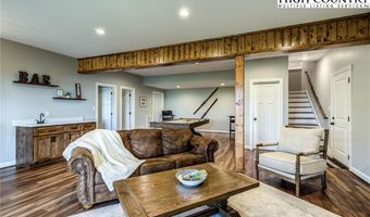 94 Silver Fox Rdg, Beech Mountain, NC 28604