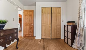 11 Old County Rd, Appleton, ME 04862