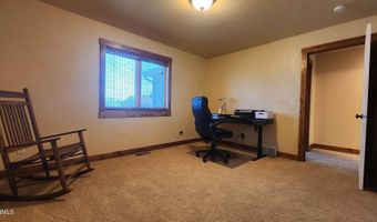 518 Medora Ave, Bismarck, ND 58503