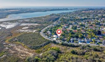 4876 Park Dr, Carlsbad, CA 92008