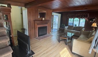 32 River Rd, Andover, MA 01810
