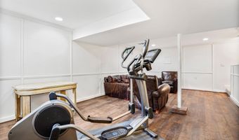 7110 COVENTRY Rd, Alexandria, VA 22306