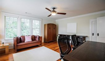 901 McCollum Dr, Bentonville, AR 72712