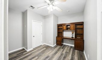 9404 Crow Ln, Adkins, TX 78101