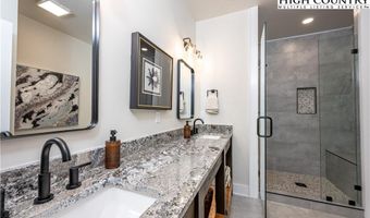 617 Eagle Creek Trl, Banner Elk, NC 28604