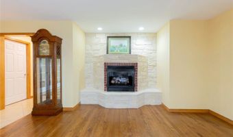 2284 E Roping Rd, Atoka, OK 74525