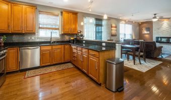 2429 S FRONT St, Allentown, PA 18103