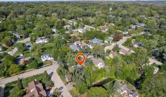 1527 N Harrison St, Algonquin, IL 60102