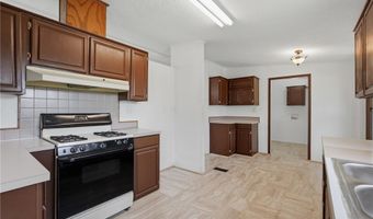 11575 Berry Bates Ln, Bentonville, AR 72712