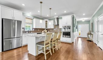 161 Edenton Dr, Barnegat, NJ 08005