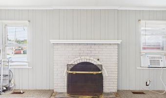 2005 Fairview St, Anderson, IN 46016