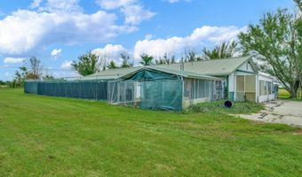 662 E 1452 Rd, Baldwin City, KS 66006