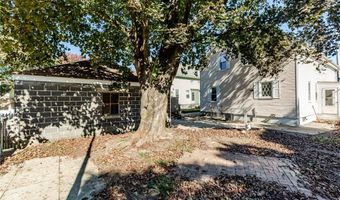 73 Maple Ave, Johnston, RI 02919