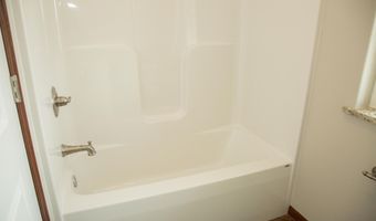 6355 Pawnee, Asbury, IA 52002