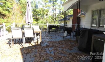 2104 Hillcrest Ave, Albemarle, NC 28001