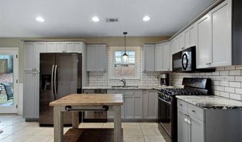 1825 HICKORY CREEK Ct NW, Acworth, GA 30102