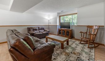 11342 56th Ave, Allendale, MI 49401