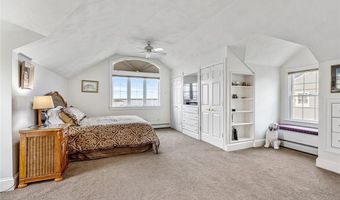 41 Buena Vista Dr, North Kingstown, RI 02852