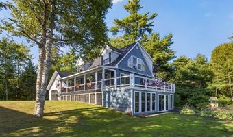 202 Bear Cove Rd, Baileyville, ME 04694