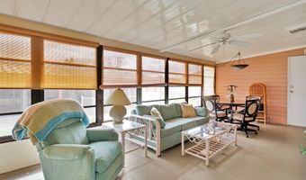 921 Dogwood Dr, Barefoot Bay, FL 32976