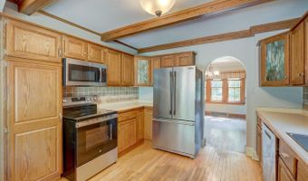 418 N Sherman Ave, Madison, WI 53704