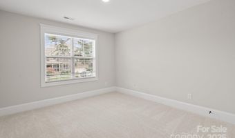 6906 Providence Ln W, Charlotte, NC 28226