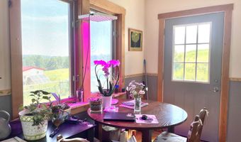 303 BOLTON Rd, Cabot, VT 05647