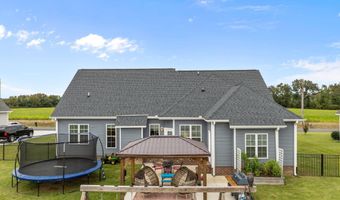566 Hines Dr, Ayden, NC 28513