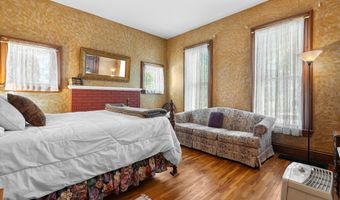 215 N Cedar St, Allegan, MI 49010