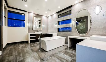 94 Glade Hollow Dr, Las Vegas, NV 89135