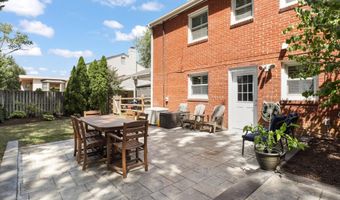 4534 LA SALLE Ave, Alexandria, VA 22304