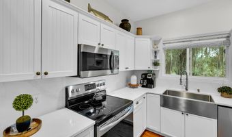 23 Little Creek Rd, Beaufort, SC 29907