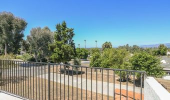 1736 Bellington Ln, Fallbrook, CA 92028