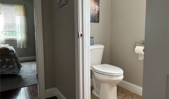 7 Hidden Meadows Dr, Charlestown, RI 02813
