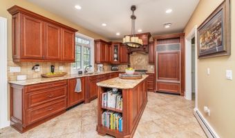 14 Jenny Ln, Alloway, NJ 07461