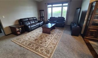 1302 18th Dr NE, Austin, MN 55912