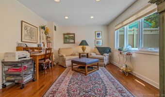 12 Boulevard Dr 35-186, Danbury, CT 06810