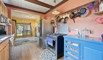 329 W 5th St, Auburn, IN 46706