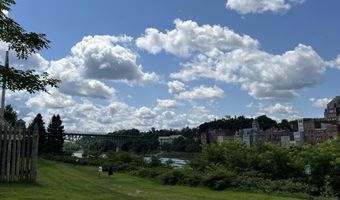 2 Howard St, Augusta, ME 04330