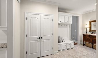 822 Osagian Cir, Brandon, MS 39042