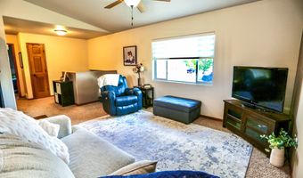 1202 SW 13th Ave, Aberdeen, SD 57401