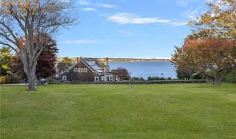 39 Walcott Ave, Jamestown, RI 02835