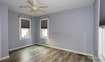 948 Riceville Rd, Asheville, NC 28805