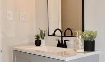 165 W Pine St, Allentown, PA 18102