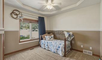 1901 W Tyler Cir, Brandon, SD 57005