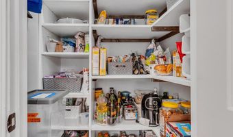 5049 Birdie Ln, Ann Arbor, MI 48103