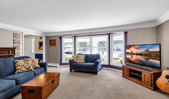 24 Rosewood Dr, Amherst, NY 14221