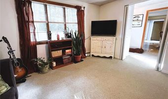 29 Stony Acre Dr, Cranston, RI 02920